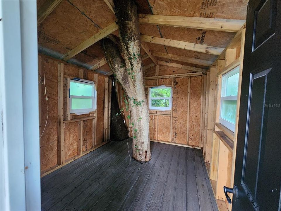 Activo con contrato: $429,000 (4 camas, 3 baños, 2763 Pies cuadrados)
