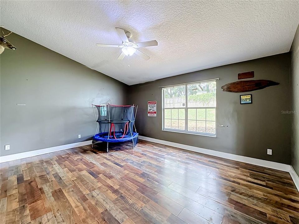 Active With Contract: $435,000 (4 beds, 2 baths, 2428 Square Feet)