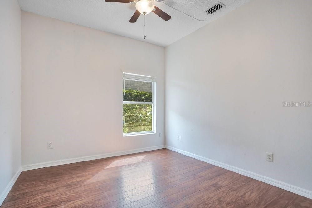 For Sale: $395,000 (3 beds, 2 baths, 1600 Square Feet)