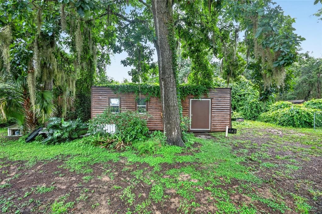 На продажу: $369,900 (2 спален, 1 ванн, 1536 Квадратных фут)