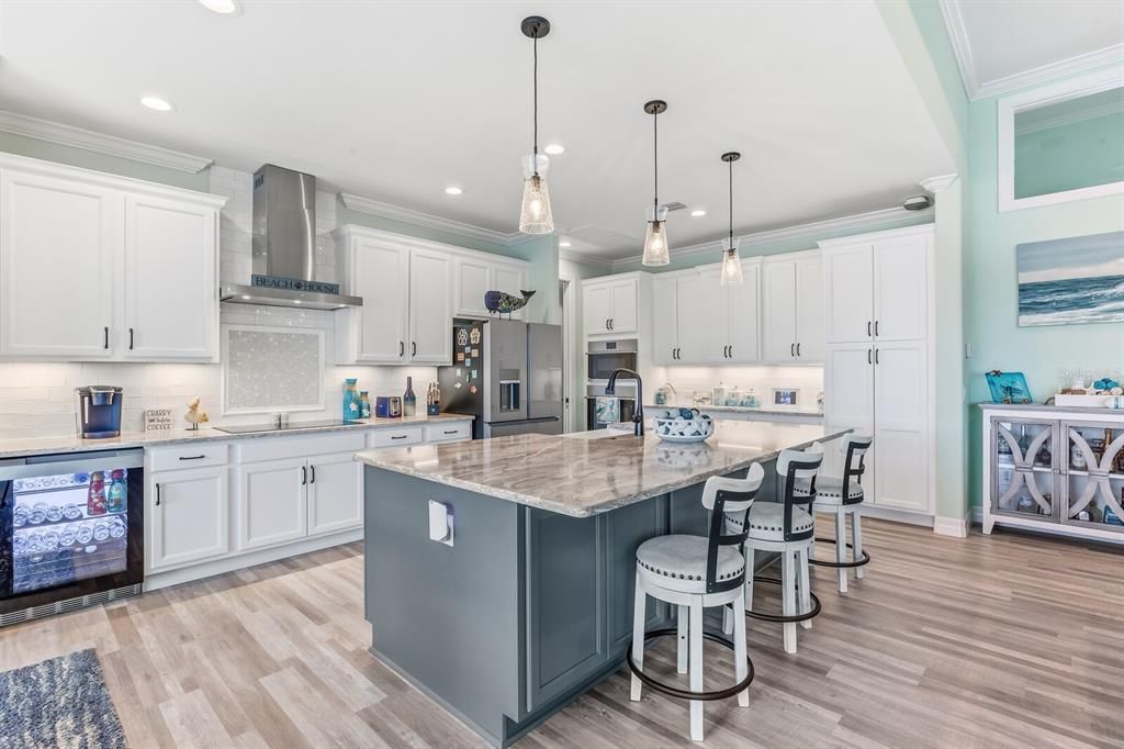 For Sale: $1,325,000 (3 beds, 3 baths, 2265 Square Feet)