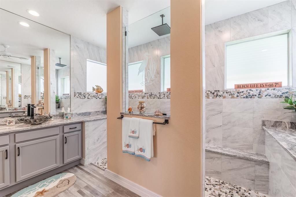For Sale: $1,325,000 (3 beds, 3 baths, 2265 Square Feet)