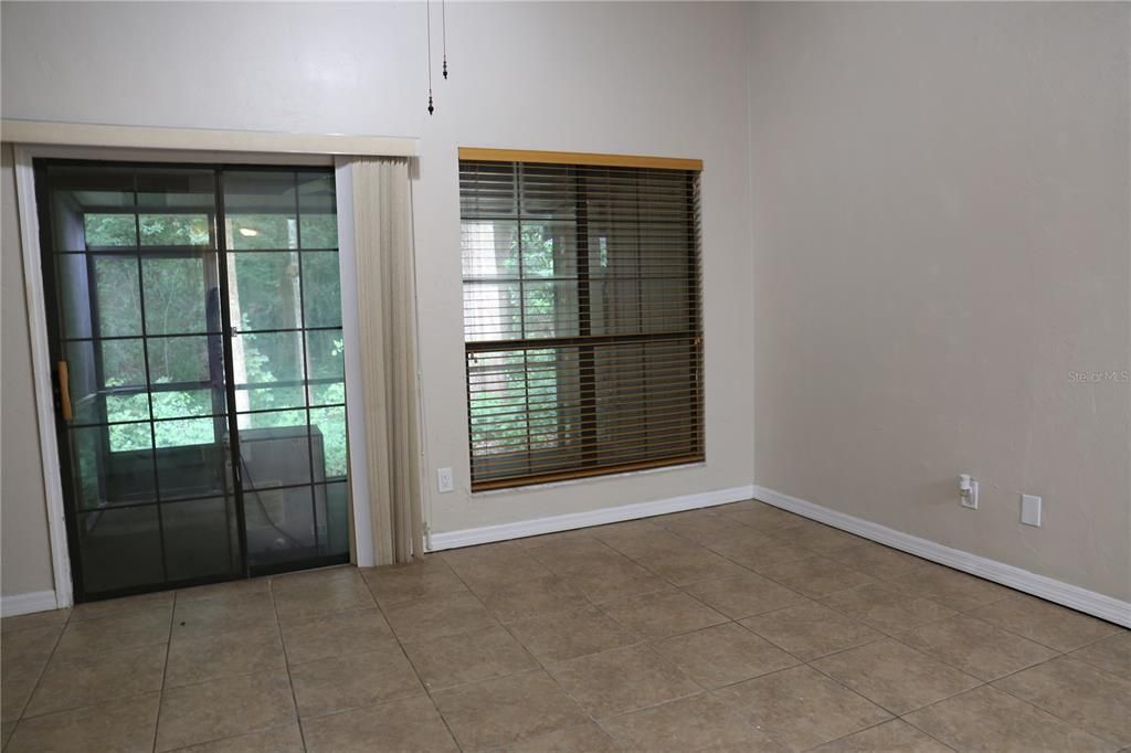 For Sale: $190,000 (2 beds, 2 baths, 1106 Square Feet)