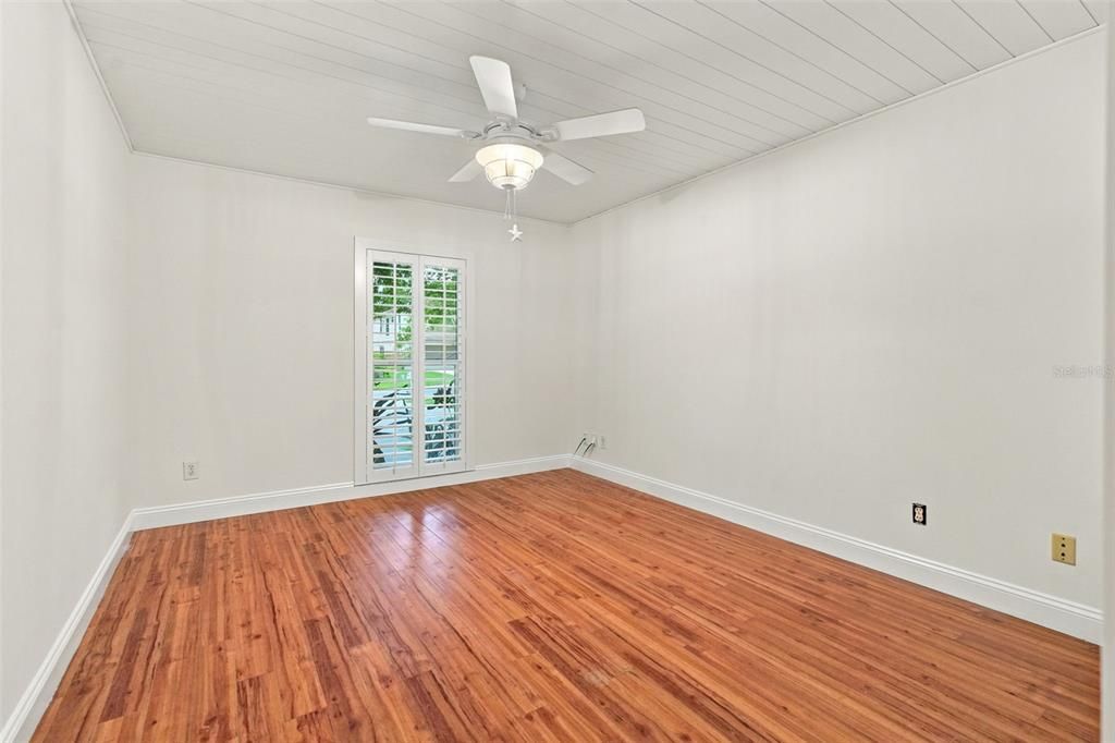 For Sale: $459,900 (3 beds, 2 baths, 1244 Square Feet)