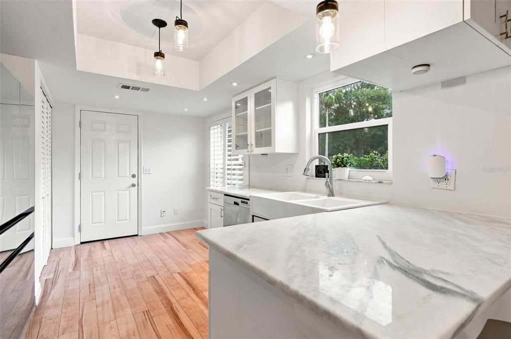 For Sale: $459,900 (3 beds, 2 baths, 1244 Square Feet)