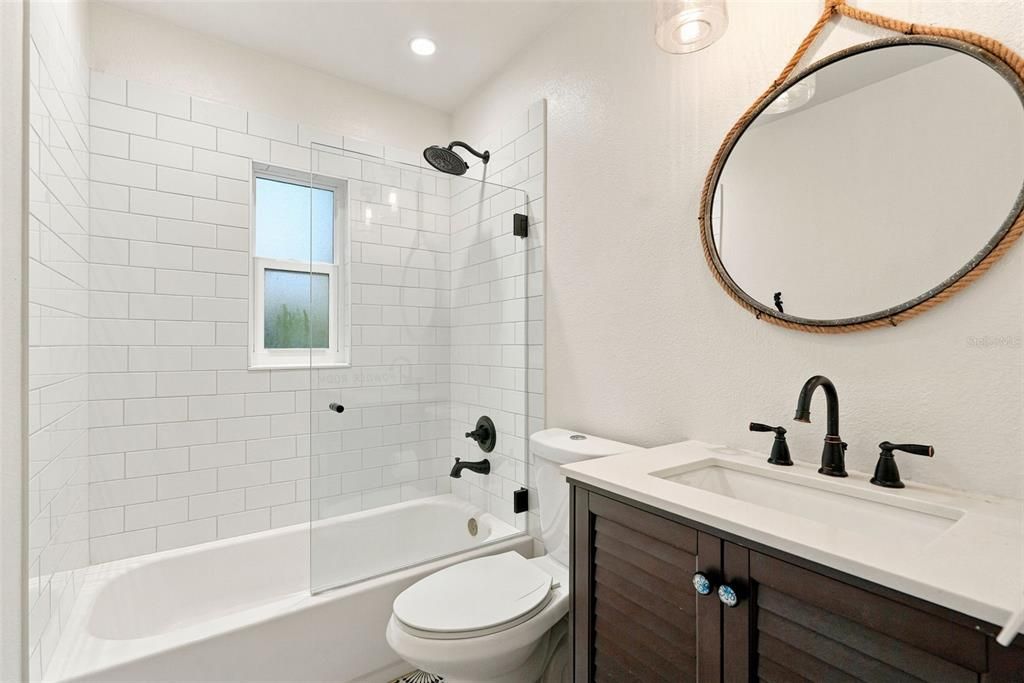 For Sale: $459,900 (3 beds, 2 baths, 1244 Square Feet)