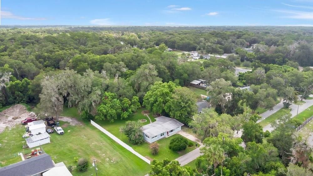 Activo con contrato: $279,999 (3 camas, 2 baños, 1404 Pies cuadrados)
