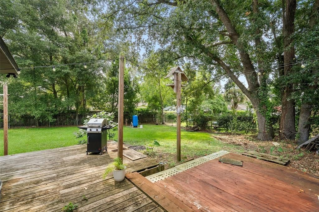 For Sale: $220,000 (3 beds, 2 baths, 1271 Square Feet)