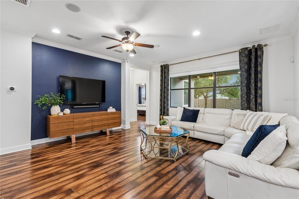 For Sale: $895,000 (5 beds, 4 baths, 4247 Square Feet)