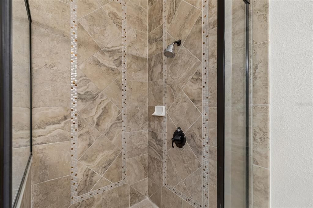 For Sale: $895,000 (5 beds, 4 baths, 4247 Square Feet)