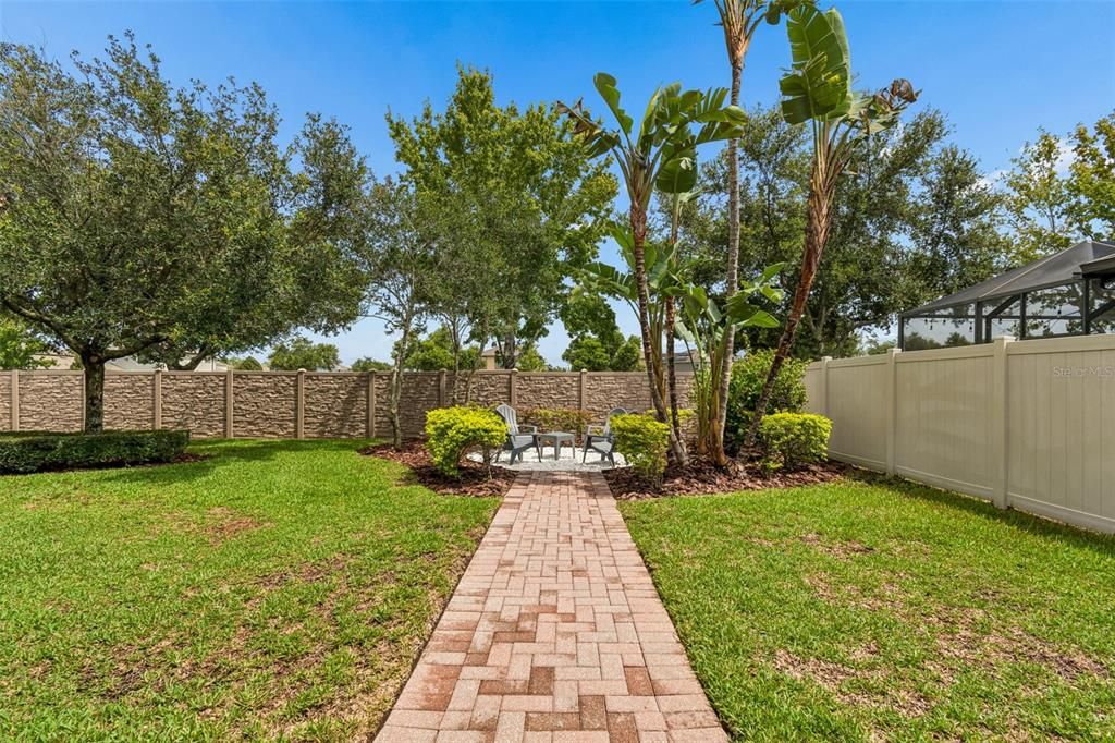 For Sale: $895,000 (5 beds, 4 baths, 4247 Square Feet)