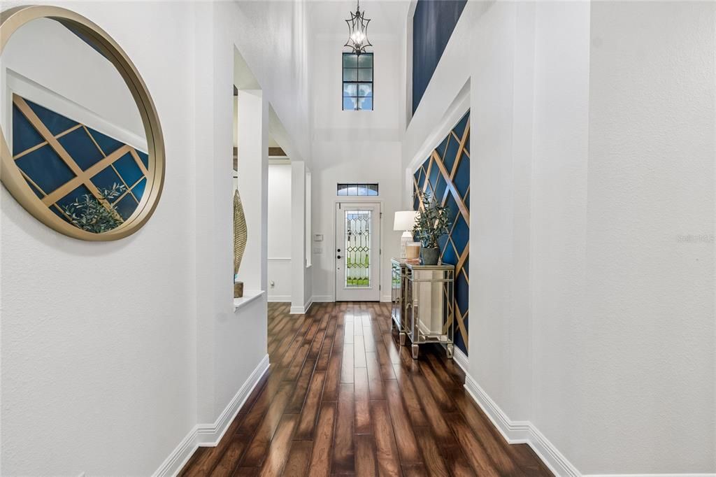 For Sale: $895,000 (5 beds, 4 baths, 4247 Square Feet)