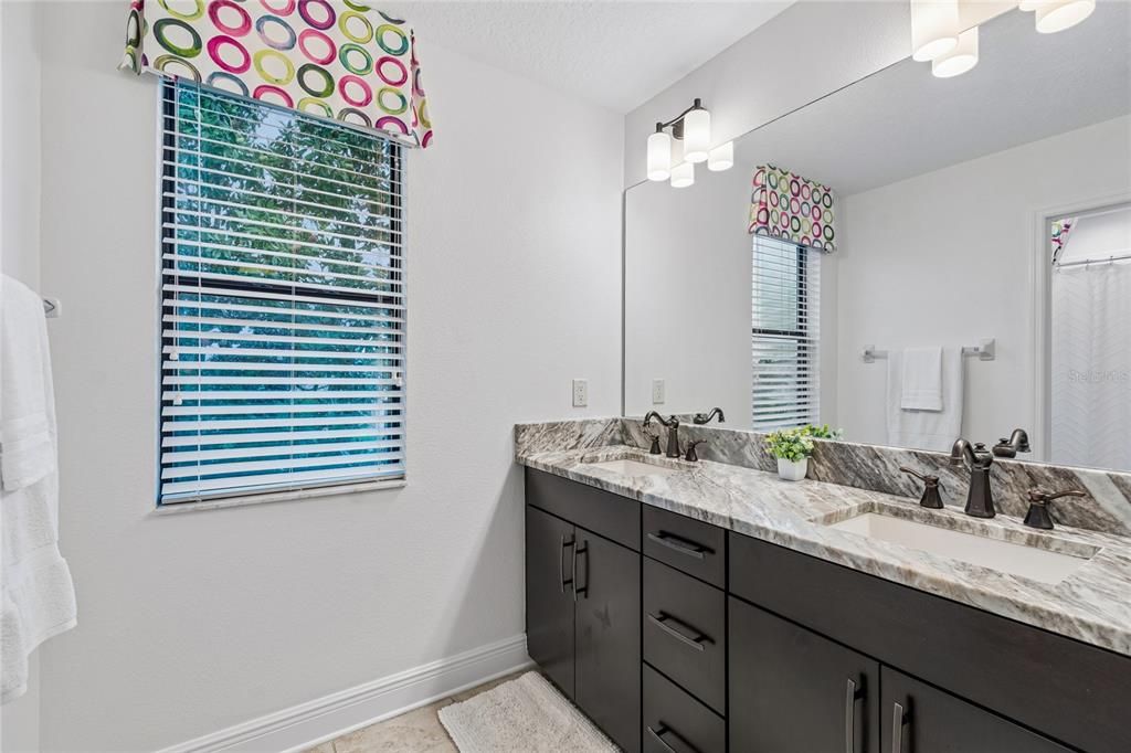 For Sale: $895,000 (5 beds, 4 baths, 4247 Square Feet)