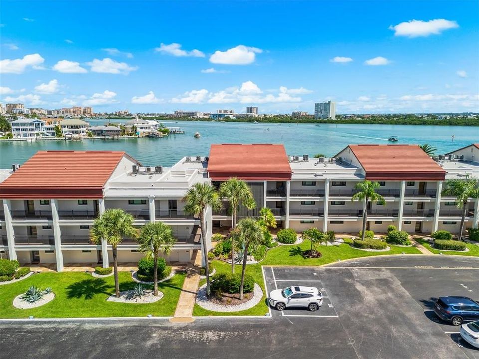En Venta: $549,000 (2 camas, 2 baños, 1181 Pies cuadrados)