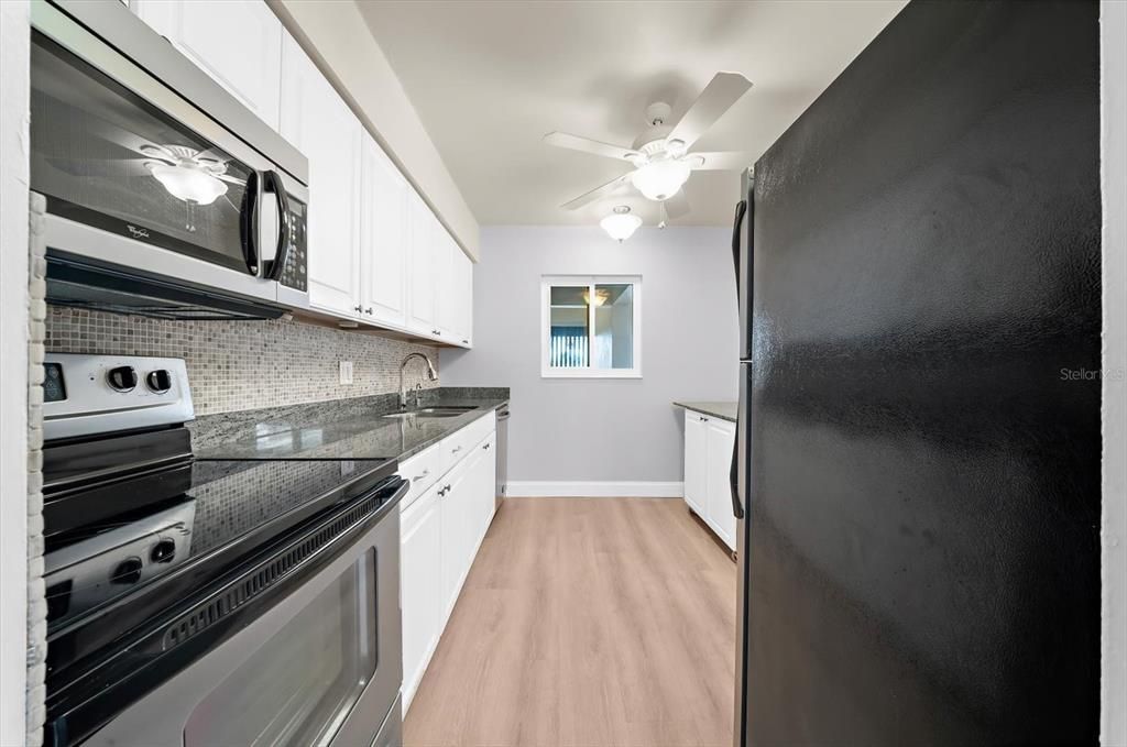 En Venta: $549,000 (2 camas, 2 baños, 1181 Pies cuadrados)