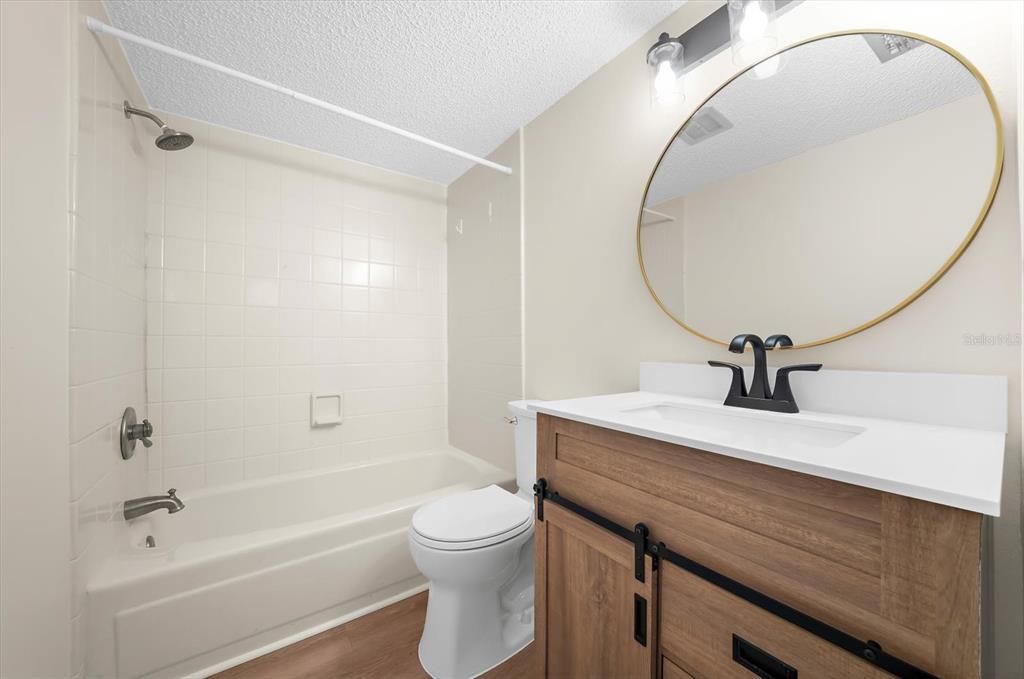 En Venta: $549,000 (2 camas, 2 baños, 1181 Pies cuadrados)