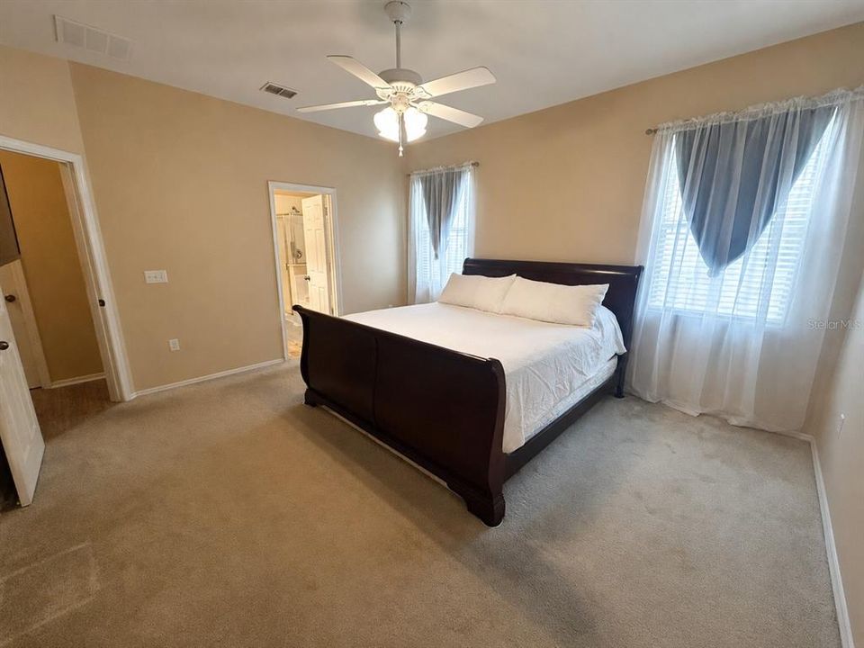 For Sale: $347,000 (3 beds, 2 baths, 1786 Square Feet)