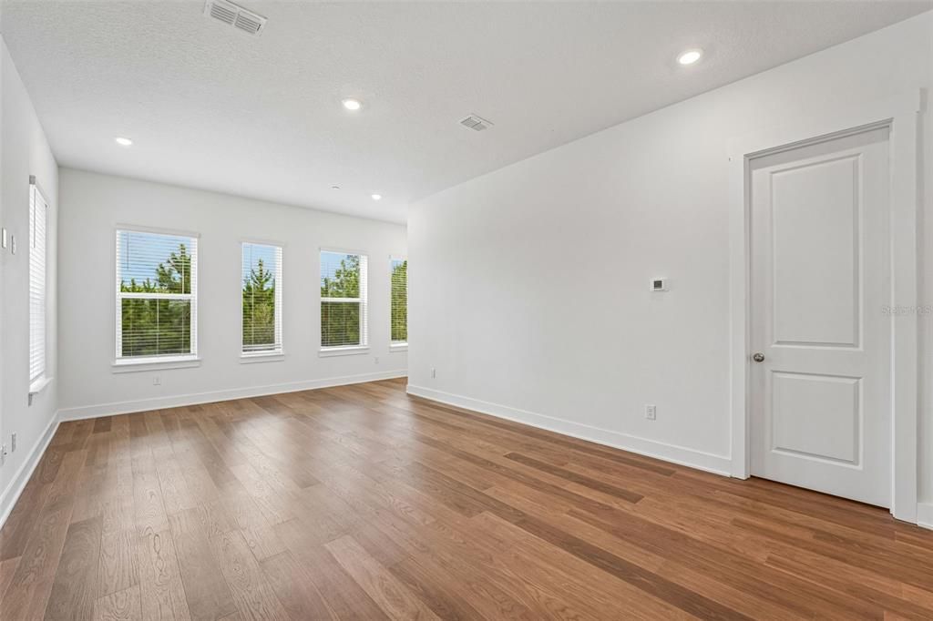 En Venta: $539,990 (3 camas, 3 baños, 2478 Pies cuadrados)