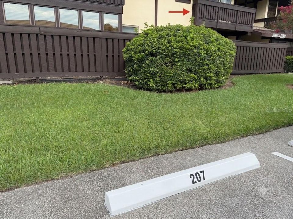For Sale: $164,900 (2 beds, 2 baths, 986 Square Feet)