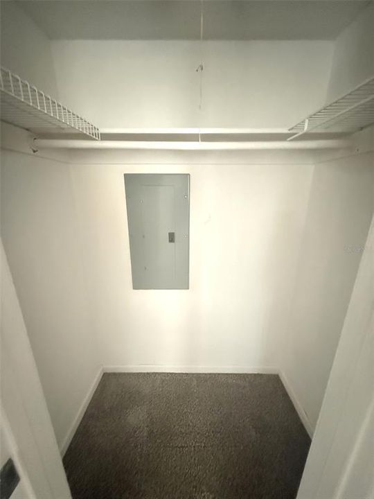 For Sale: $164,900 (2 beds, 2 baths, 986 Square Feet)
