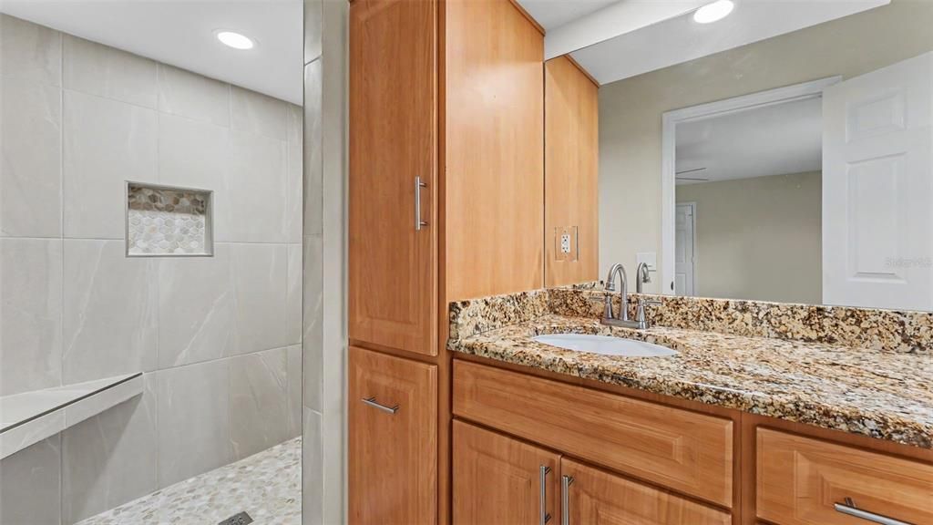 На продажу: $479,900 (3 спален, 2 ванн, 2122 Квадратных фут)