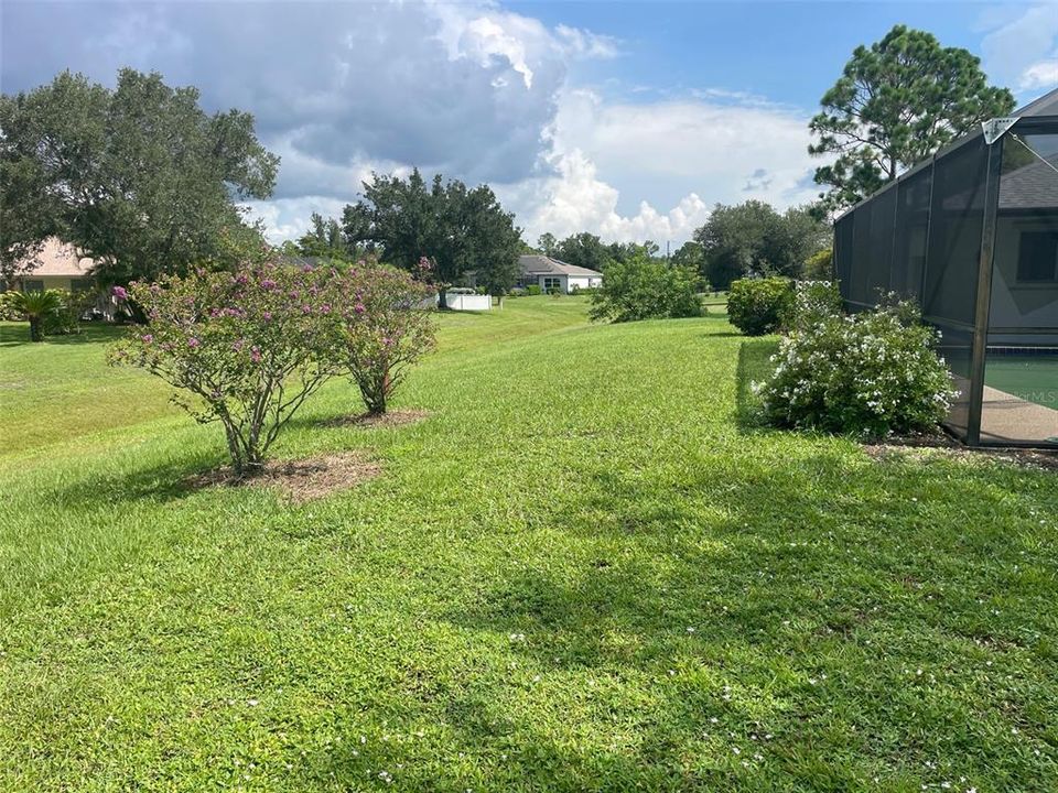 For Rent: $2,900 (3 beds, 2 baths, 2228 Square Feet)
