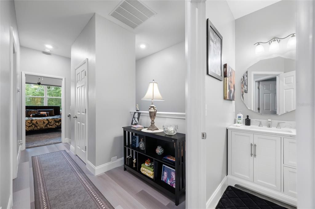 For Sale: $320,000 (3 beds, 2 baths, 1587 Square Feet)