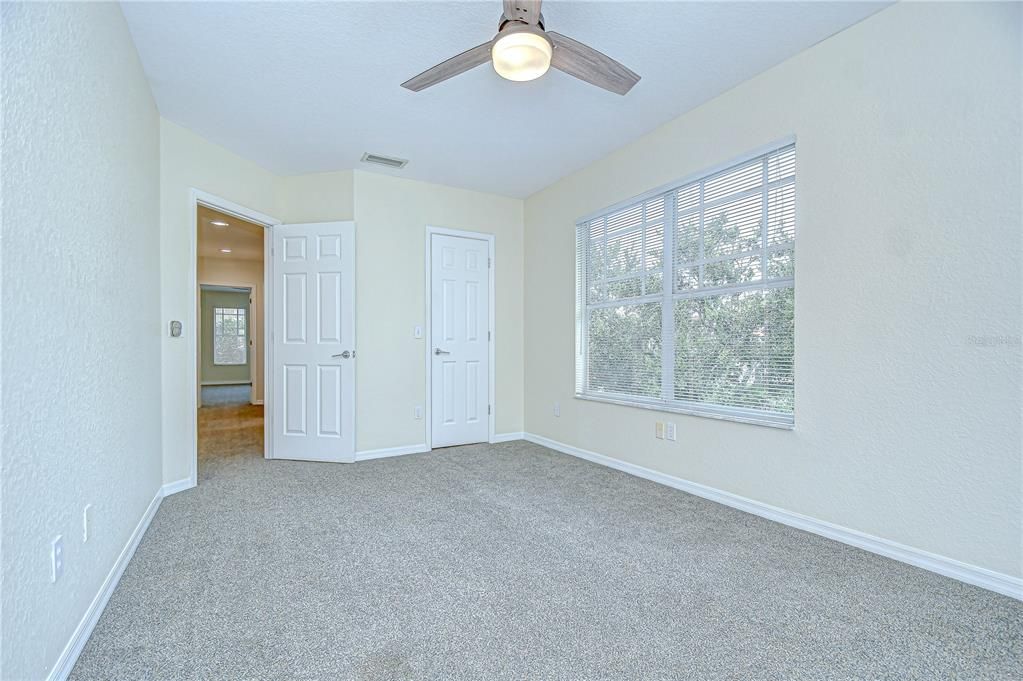 Active With Contract: $5,000 (3 beds, 2 baths, 1644 Square Feet)