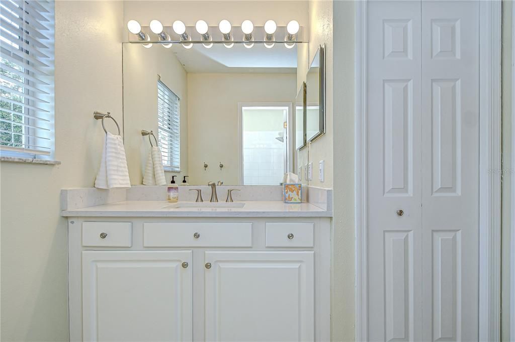 Active With Contract: $5,000 (3 beds, 2 baths, 1644 Square Feet)