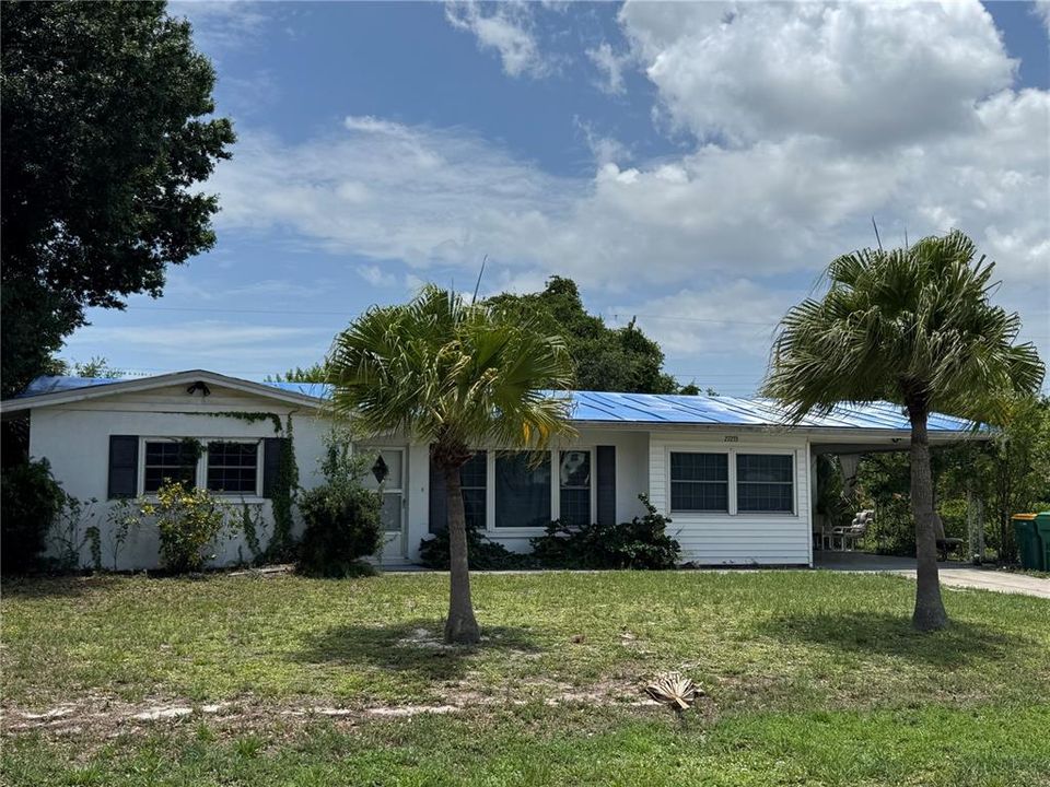 For Sale: $179,000 (2 beds, 1 baths, 1121 Square Feet)