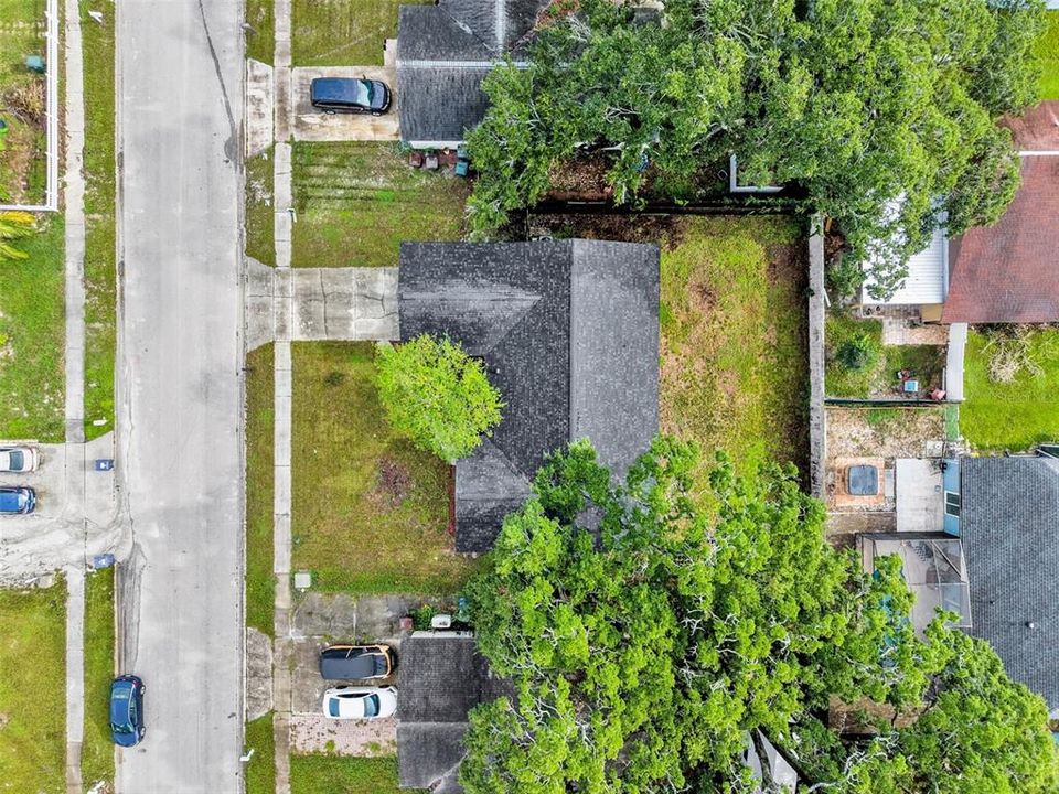 For Rent: $2,300 (3 beds, 2 baths, 1580 Square Feet)
