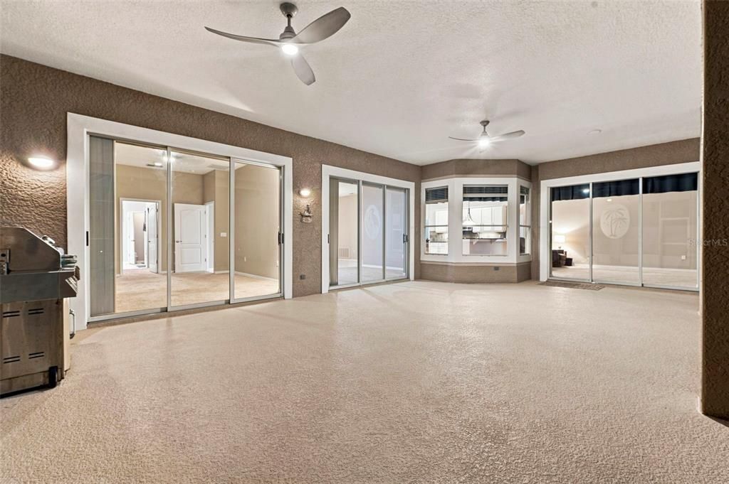 En Venta: $720,000 (4 camas, 3 baños, 2517 Pies cuadrados)