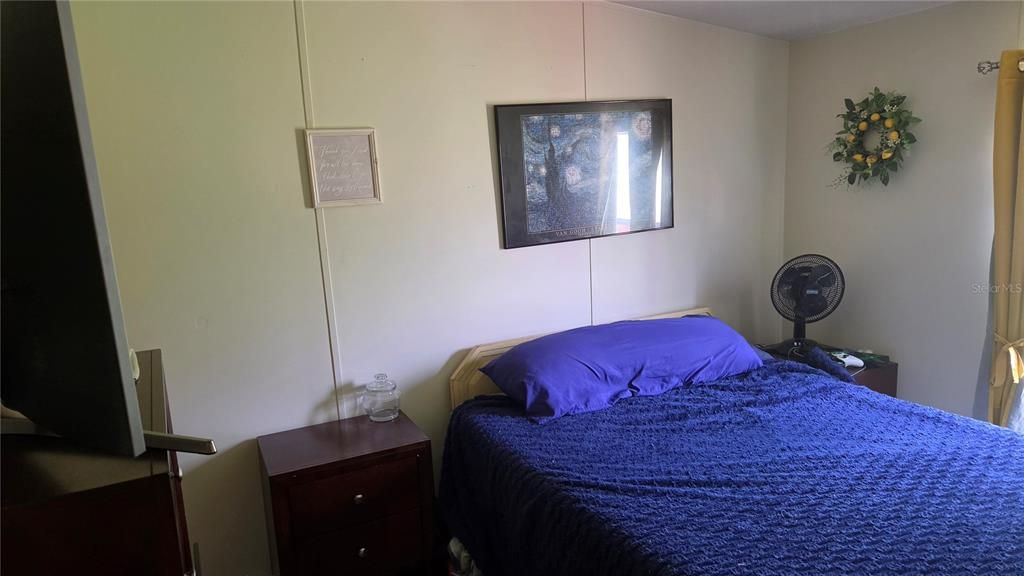 For Sale: $139,000 (3 beds, 2 baths, 864 Square Feet)