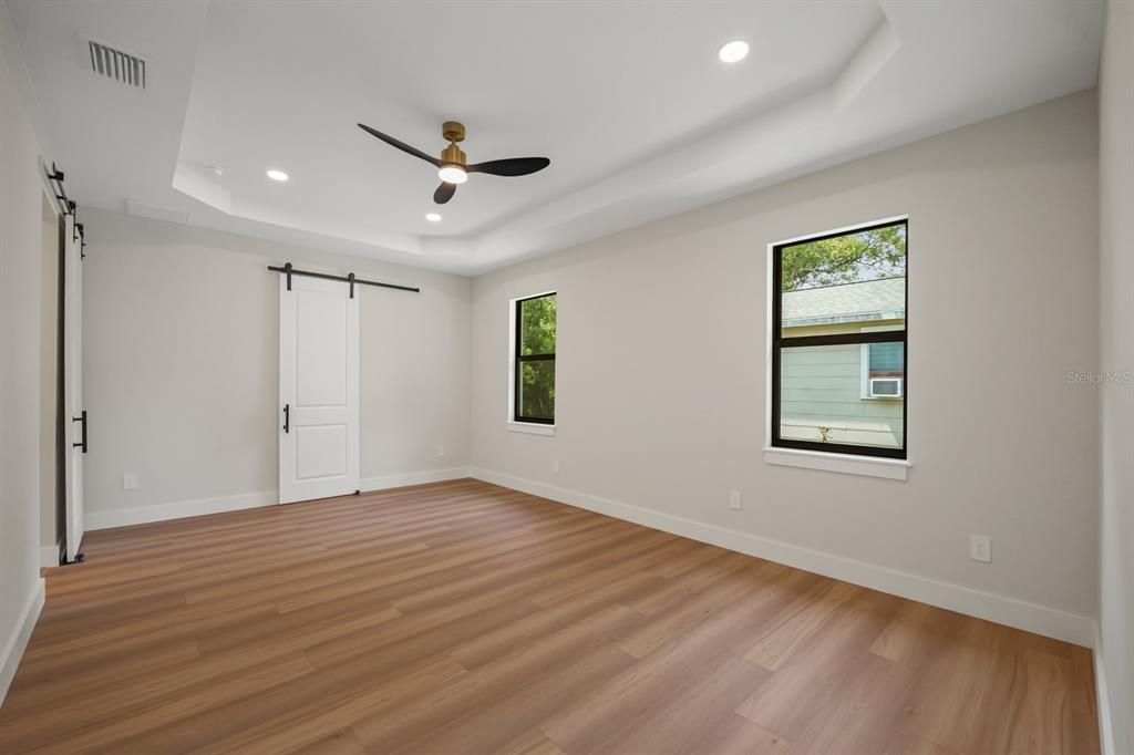 For Sale: $414,500 (3 beds, 2 baths, 1900 Square Feet)