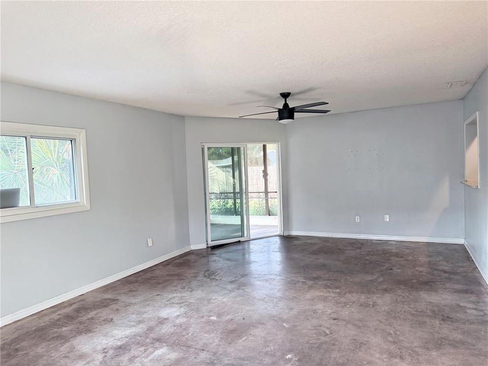 For Rent: $2,800 (3 beds, 2 baths, 1614 Square Feet)
