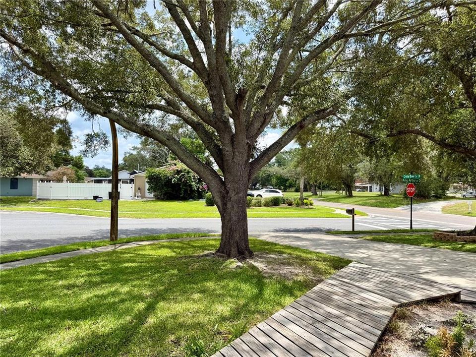 For Rent: $2,500 (3 beds, 2 baths, 1410 Square Feet)