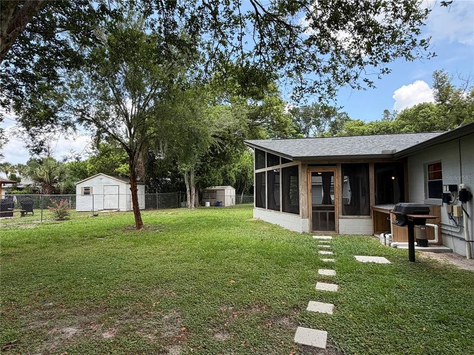 For Rent: $2,500 (3 beds, 2 baths, 1410 Square Feet)