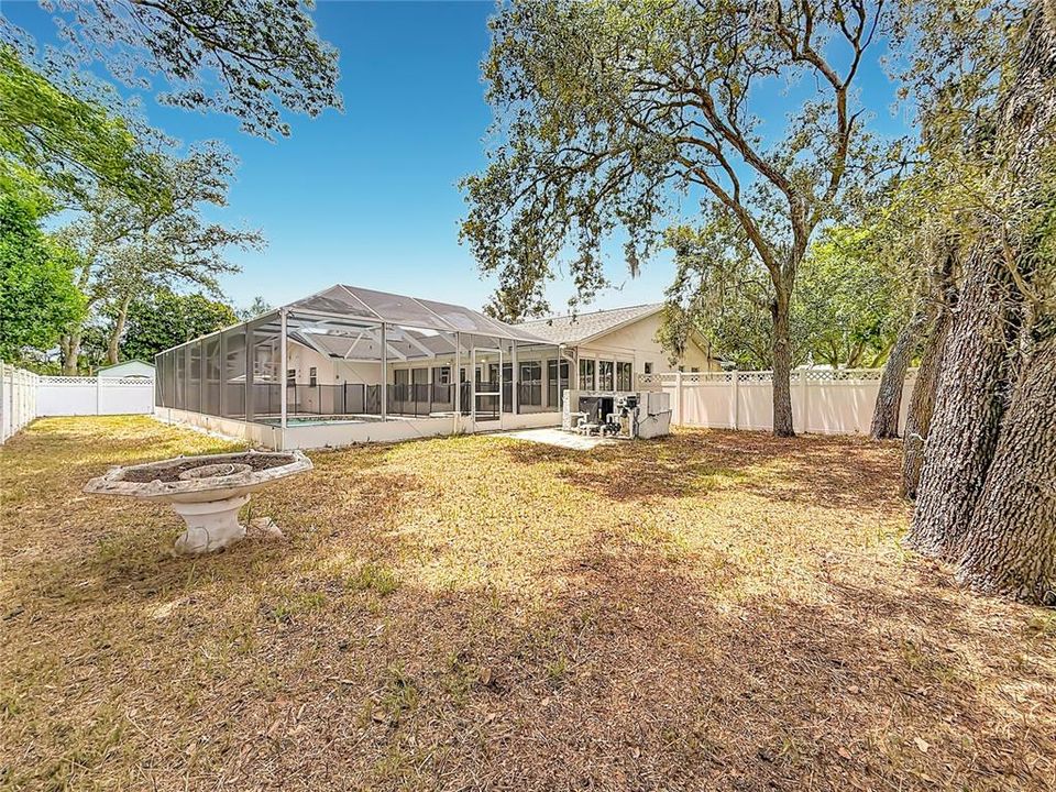 Activo con contrato: $458,000 (2 camas, 2 baños, 2158 Pies cuadrados)