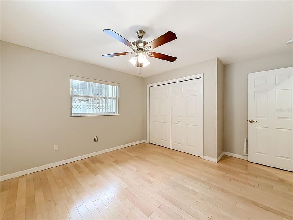 Activo con contrato: $458,000 (2 camas, 2 baños, 2158 Pies cuadrados)