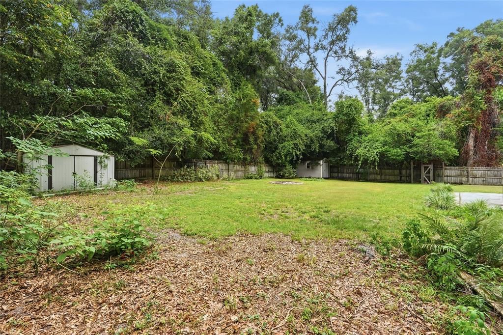 For Sale: $299,000 (3 beds, 2 baths, 1432 Square Feet)