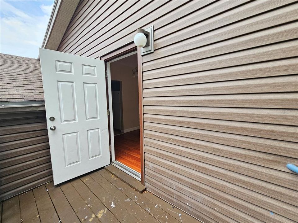 For Rent: $1,375 (2 beds, 1 baths, 1000 Square Feet)