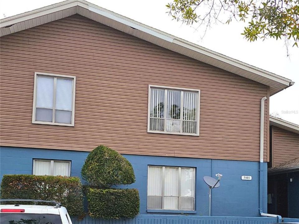 For Rent: $1,375 (2 beds, 1 baths, 1000 Square Feet)