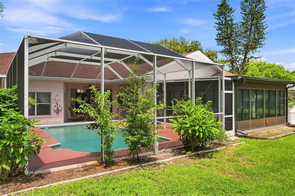 En Venta: $705,000 (5 camas, 3 baños, 2697 Pies cuadrados)