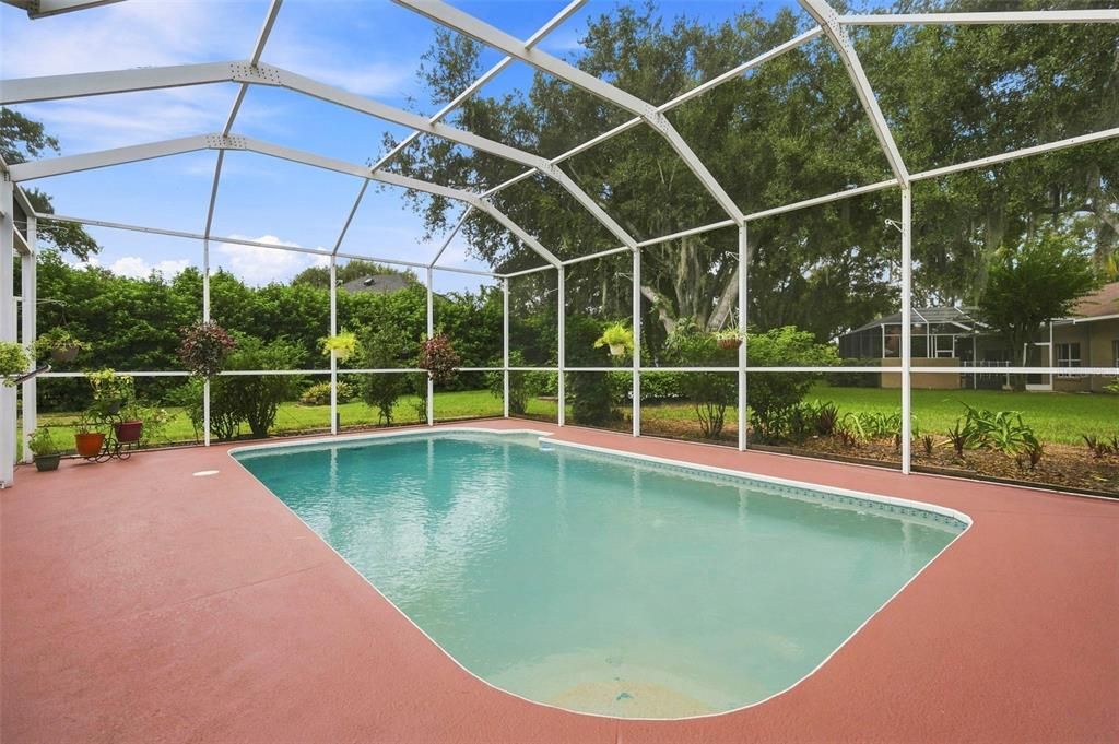 En Venta: $705,000 (5 camas, 3 baños, 2697 Pies cuadrados)