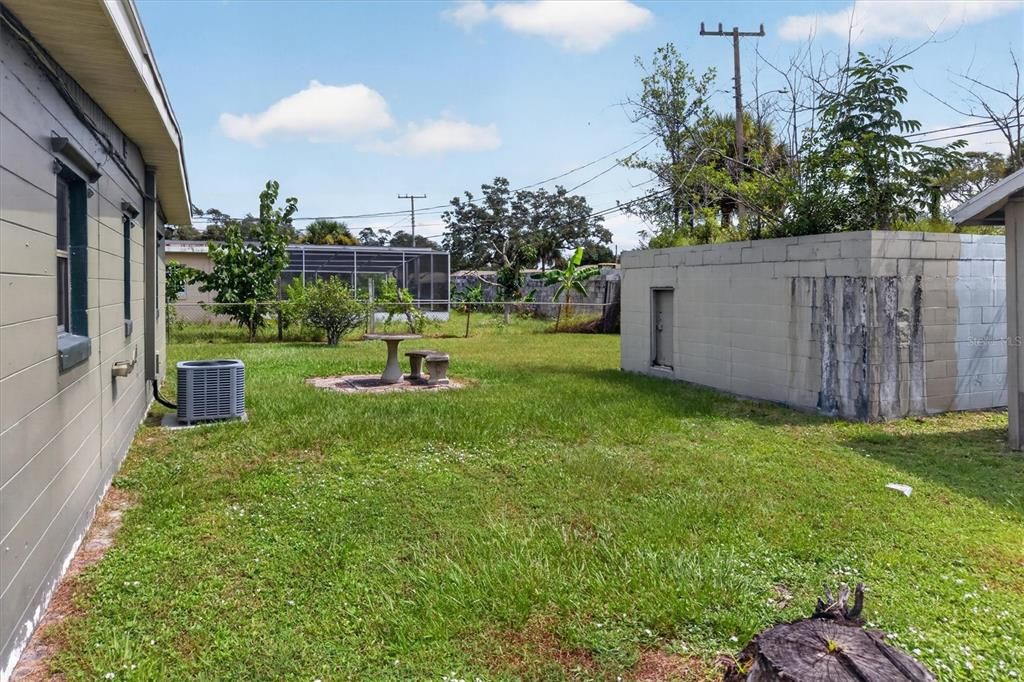 For Sale: $229,000 (3 beds, 2 baths, 1421 Square Feet)
