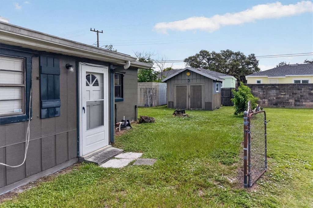 For Sale: $229,000 (3 beds, 2 baths, 1421 Square Feet)
