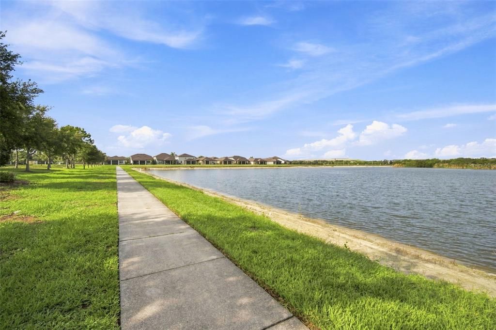 For Sale: $215,000 (2 beds, 2 baths, 1280 Square Feet)