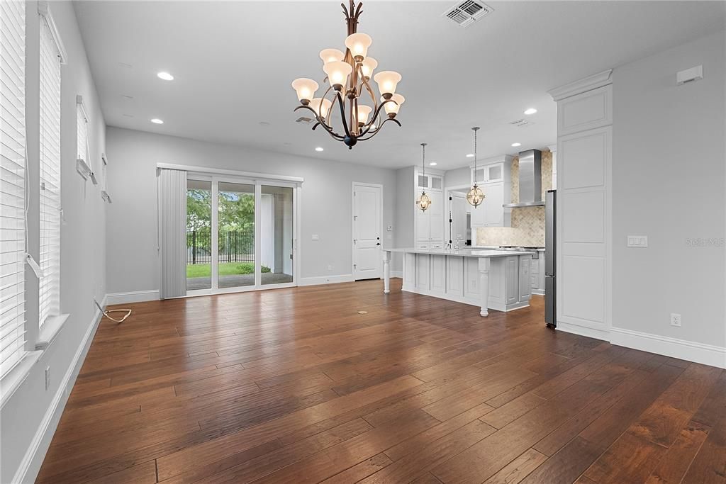 For Rent: $6,450 (3 beds, 3 baths, 2415 Square Feet)