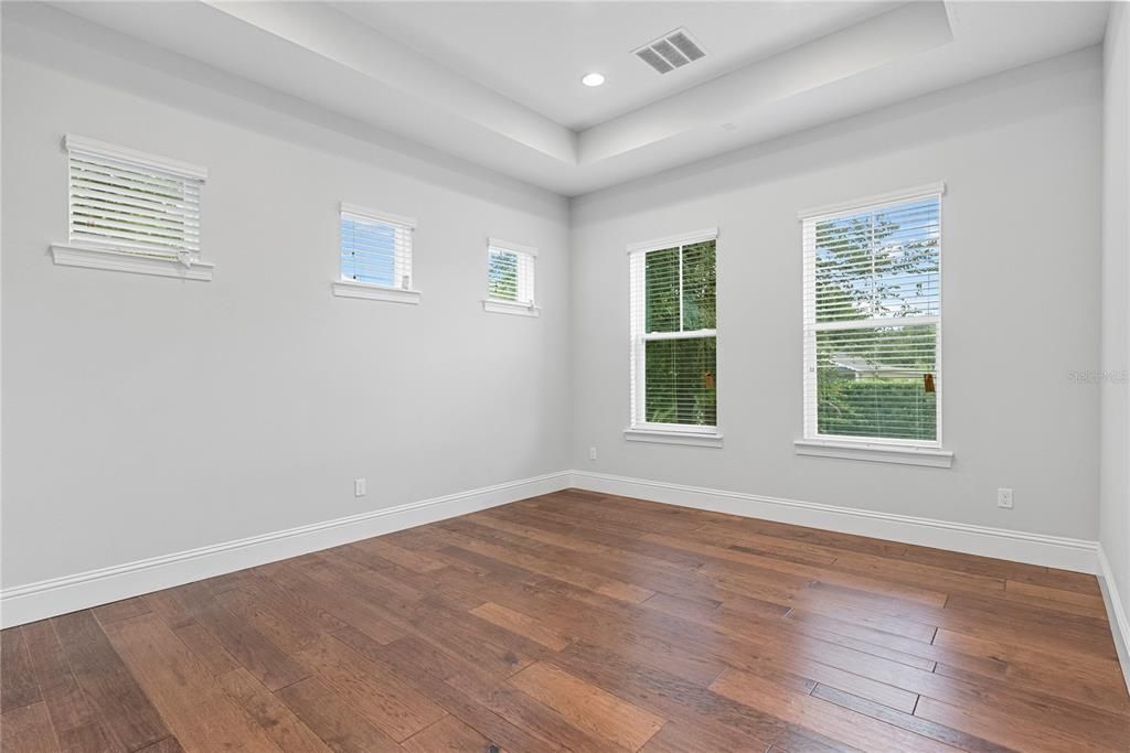 For Rent: $6,450 (3 beds, 3 baths, 2415 Square Feet)