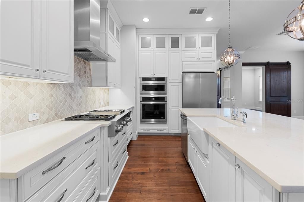 For Rent: $6,450 (3 beds, 3 baths, 2415 Square Feet)